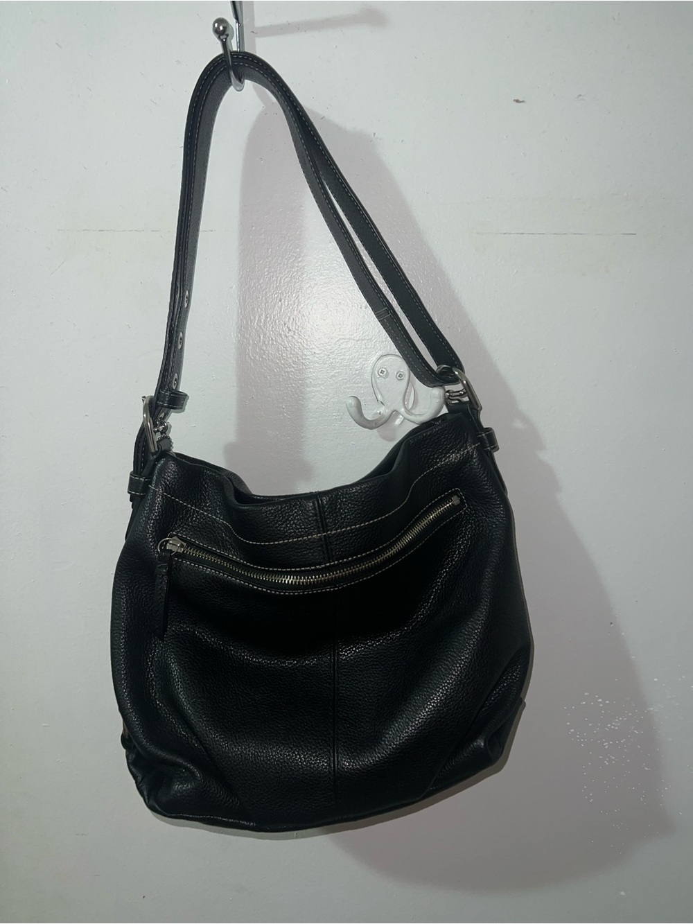 Coach Black Leather Shoulder Bag with Cream Stitching